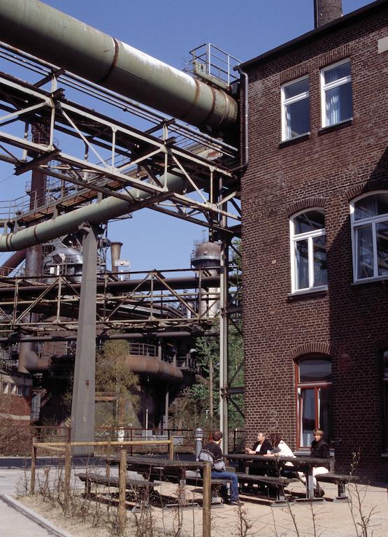 Хостел Jugendherberge Duisburg Landschaftspark Экстерьер фото