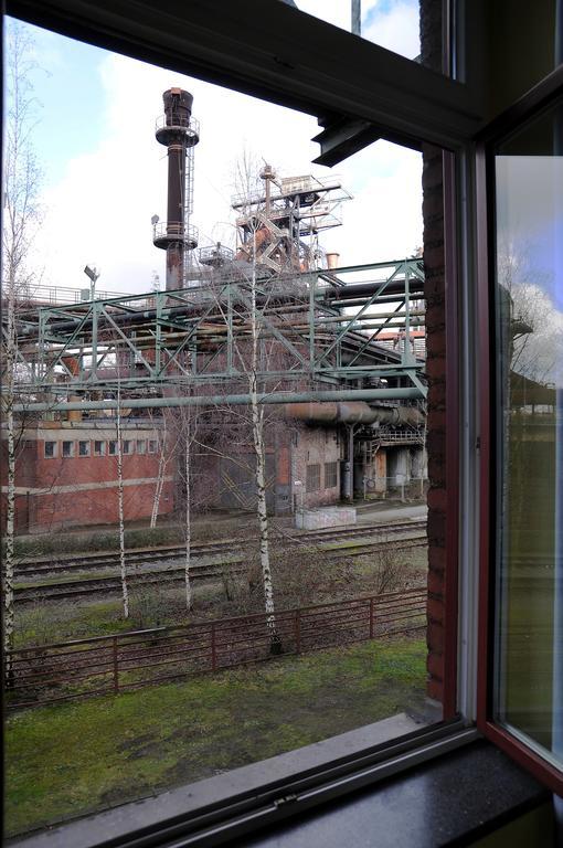 Хостел Jugendherberge Duisburg Landschaftspark Экстерьер фото